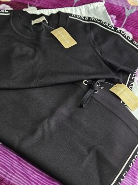 Michael Kors Black Logo-Trim Two-Piece Sweat Set